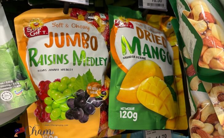 マレーシアのスーパーで販売されているドライマンゴー