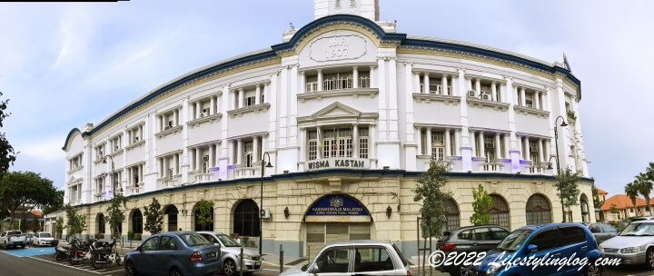 ペナンのWisma Kastam（旧Malayan Railway building Penang）の駅