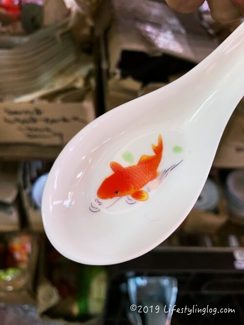 金魚デザインのレンゲ