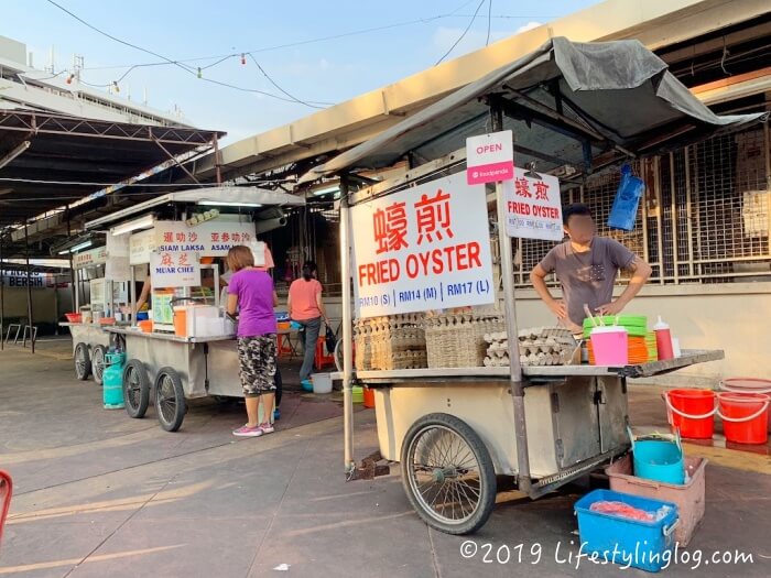 Pulau Tikus Hawker Centreにある牡蠣オムレツとアッサムラクサのお店