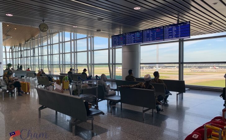 クアラルンプール国際空港の出発フロアにあるビューイングエリア