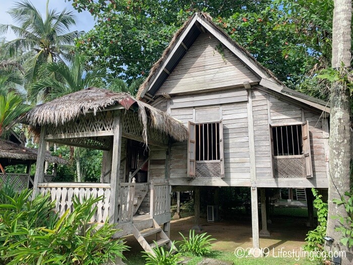 BON TON RESORT LANGKAWI（ボントンリゾートランカウイ）にあるWhite Frangipaniのヴィラ