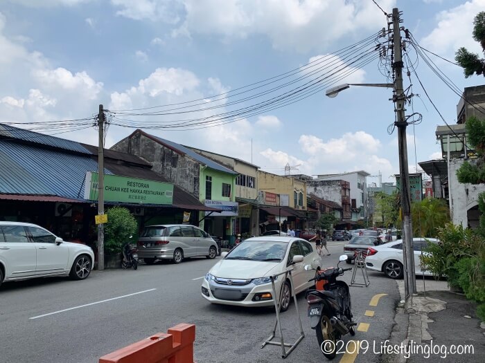 Restoran Char Siew Yoongのて店舗前にある通り（Jalan Pudu Ulu）