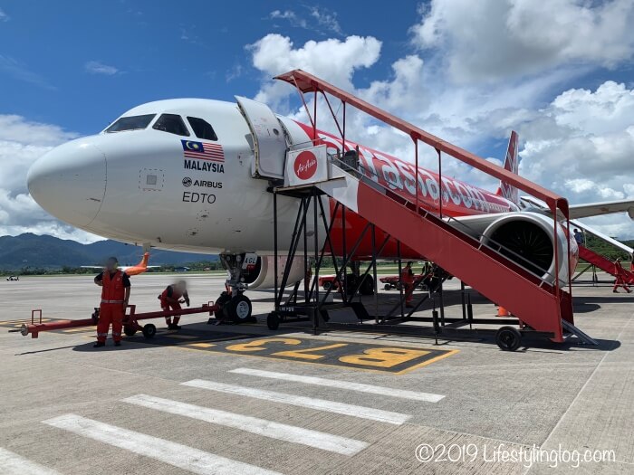 ランカウイ国際空港にあるエアアジアの機体