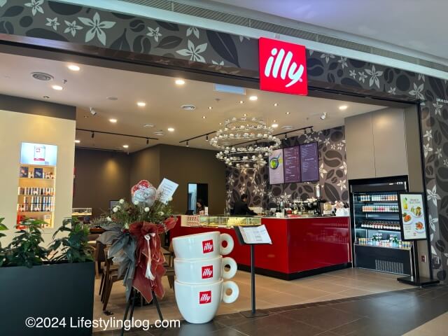 ニューセントラルにあるilly Caffe