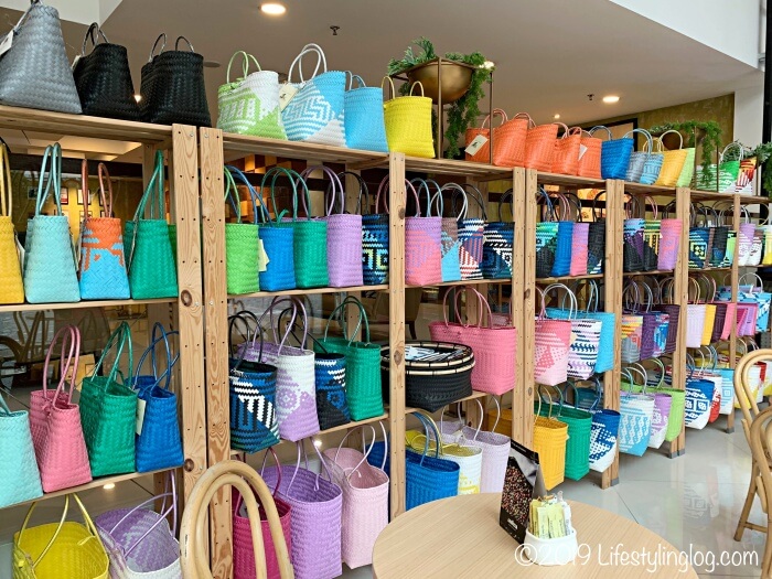 クアラルンプールのVerdant Hill Hotelで販売されているPenan Bags