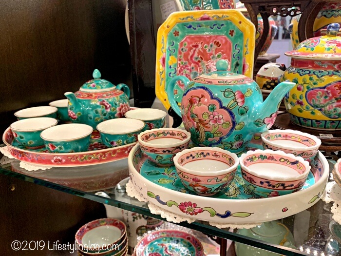 プラナカンヘリテージギャラリー（Peranakan Heritage Gallery）で販売されているプラナカンのティーセット