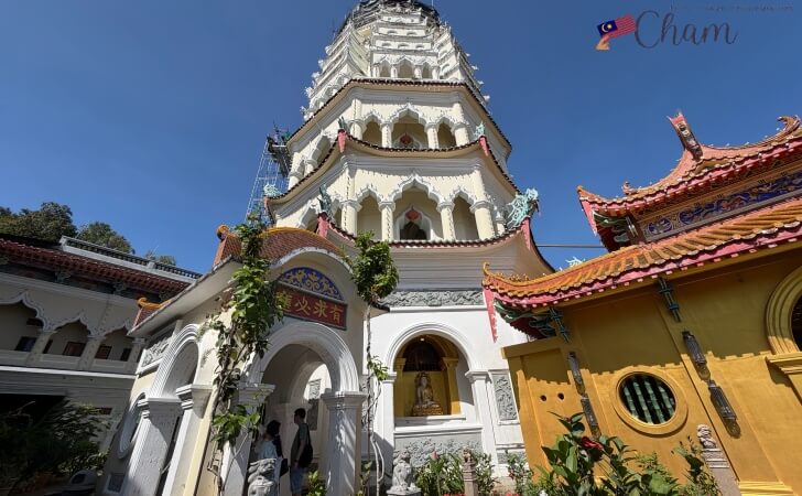 極楽寺（Kek Lok Si Temple）にある7層のパゴダ