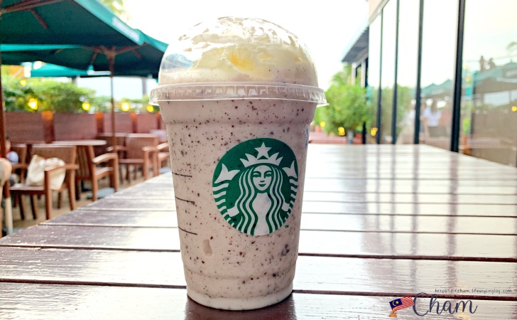 ペナン島のバトゥフェリンギにあるスタバで注文したドリンク