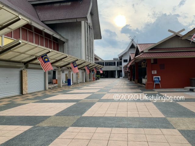 マレーシア国立博物館の裏側