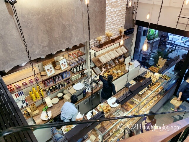 Croisserie Artisan Bakery @ Damansara Heightsの店内