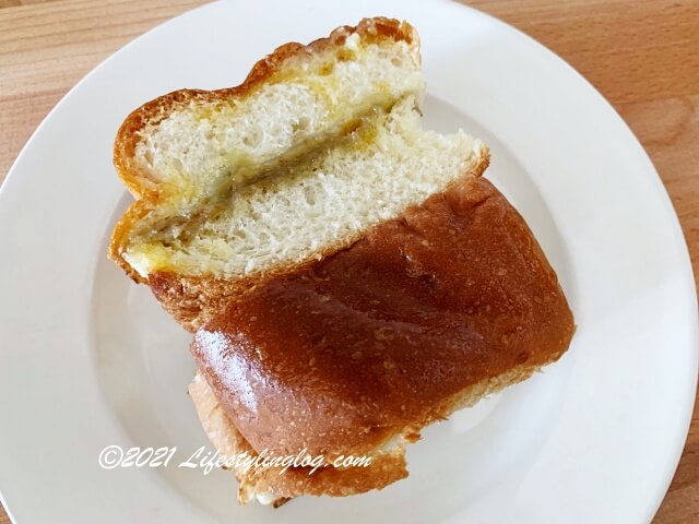 何九海南茶店（Ho Kow Hainam Kopitiam）のButter & Kaya Bun