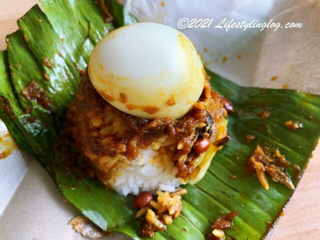 Bungkus Kaw KawのNasi Lemak