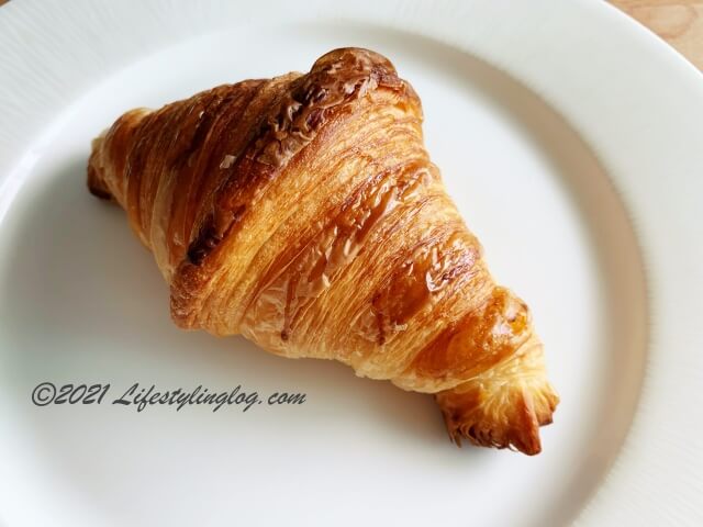 Croisserie Artisan Bakeryのクロワッサン