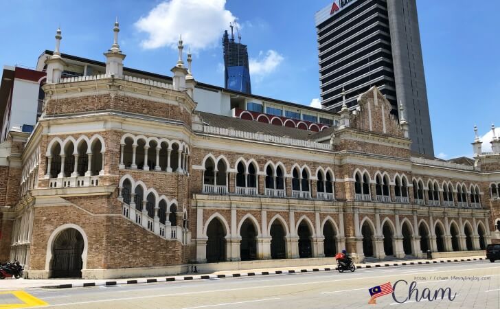 Sultan Abdul Samad Building（スルタン・アブドゥル・サマド・ビル）と拡張工事で作られたThe General Post Officeがあった建物