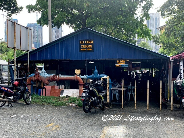 Ali Roti Canai Tsunami（Roti Canai Pak Ali）の店舗外観