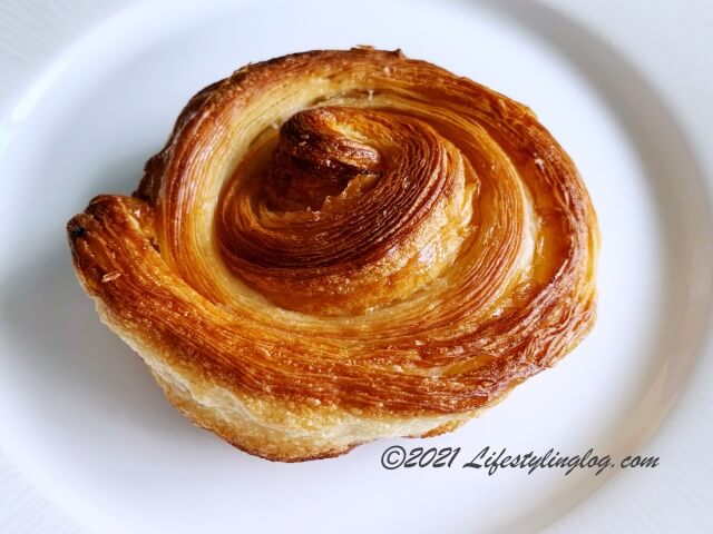 Croisserie Artisan Bakeryのクイニーアマン