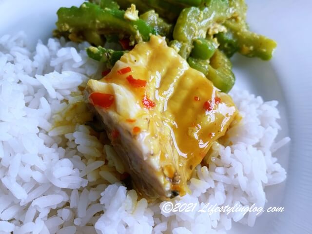 Kak Nik Patin HouseのPatin Tempoyakと白いご飯