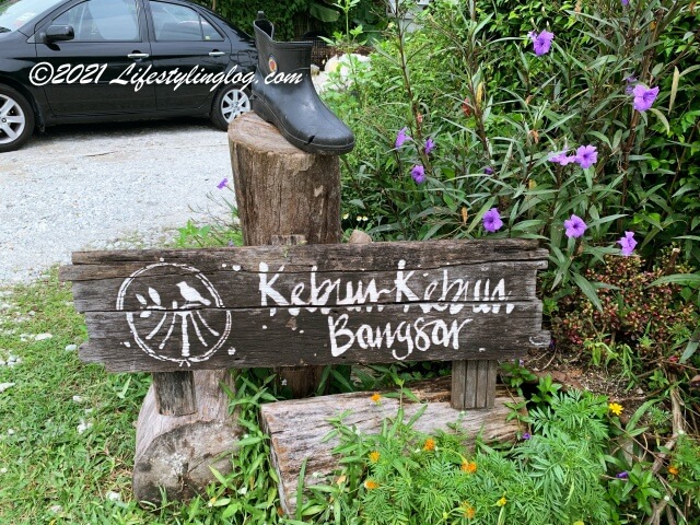 クアラルンプールのBangsar（バンサー）にあるKebun Kebun Bangsarの看板