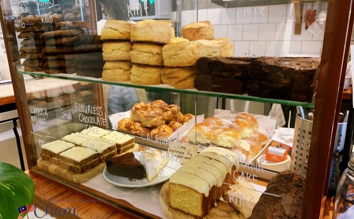 Universal Bakehouseで販売されているケーキやスコーン