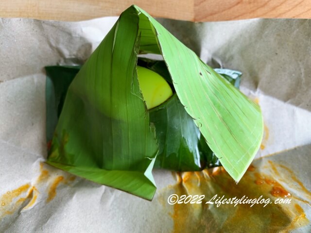 バナナの葉で包んでいるNasi Lemak（ナシレマ・ナシルマ）