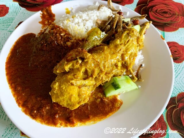 Nasi Lemak TanglinのNasi Lemak Ayam Gulai