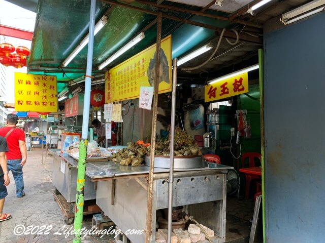 クアラルンプールのチャイナタウンで営業している粽のお店