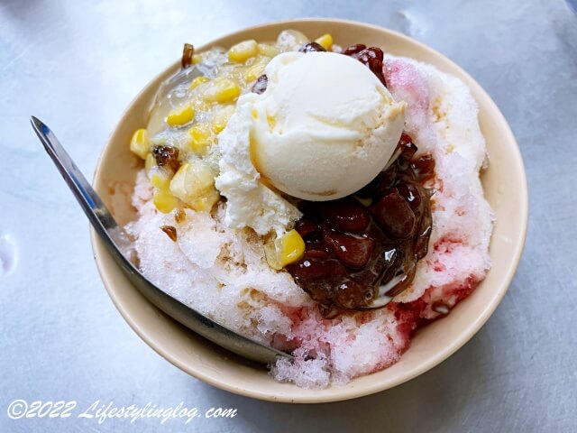 マレーシアのAis Kacang/Ice Kacang（アイスカチャン）