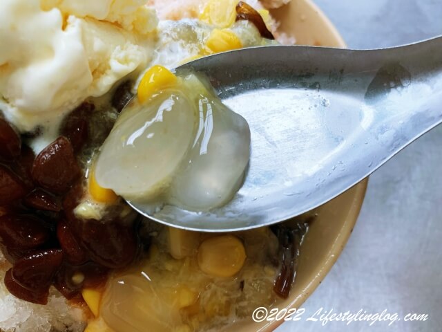 マレーシアのAis Kacang/Ice Kacang（アイスカチャン）に使われているニッパヤシの実のAttap Chee