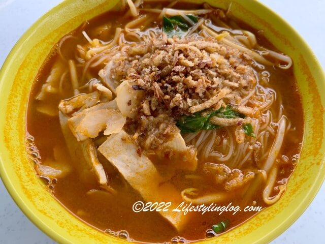 海老が入っているペナン福建麺（プローンミー）