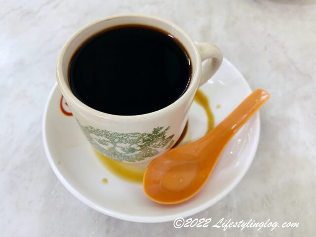 新源隆茶室（Sin Yoon Loong）のKopi O Kosong（コピオーコソン）