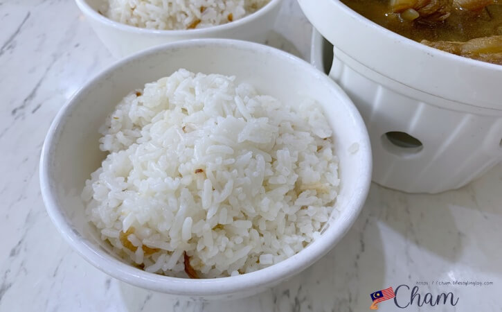 バクテーのお店で提供される葱油飯