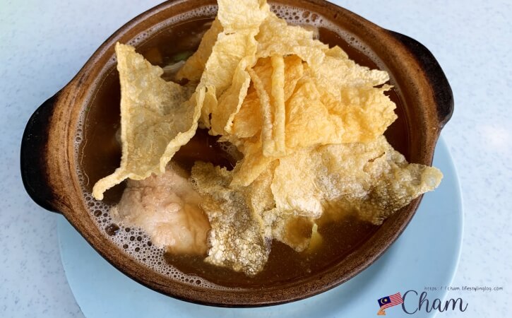 豆腐皮が使われている肉骨茶