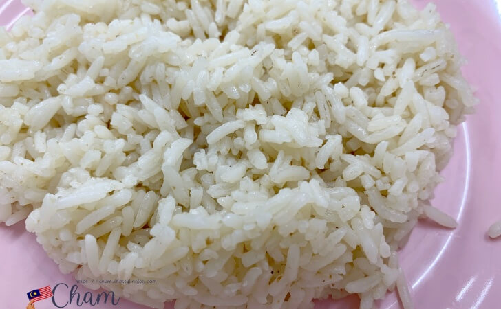 香りの良い豊記海南鶏飯（Foong's Hainan Chicken Rice）のチキンライス