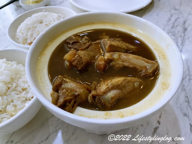 三美肉骨茶（Samy & Min Bak Kut Teh）の肉骨茶