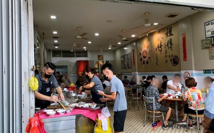 盛發肉骨茶(Seng Huat Bak Kut Teh)の店内