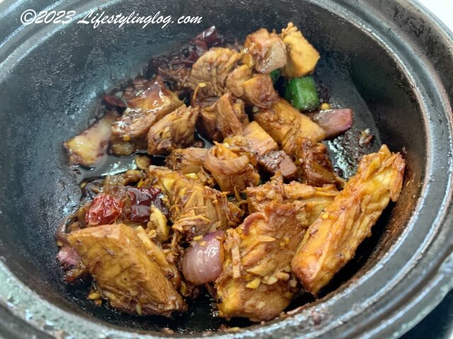 永香瓦煲肉骨茶（Weng Heong Bak Kut Teh）のドライバクテー