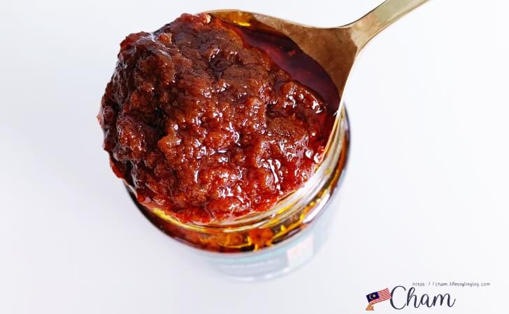 スーパーで販売されているVillage Park Restaurantのサンバルソースの味