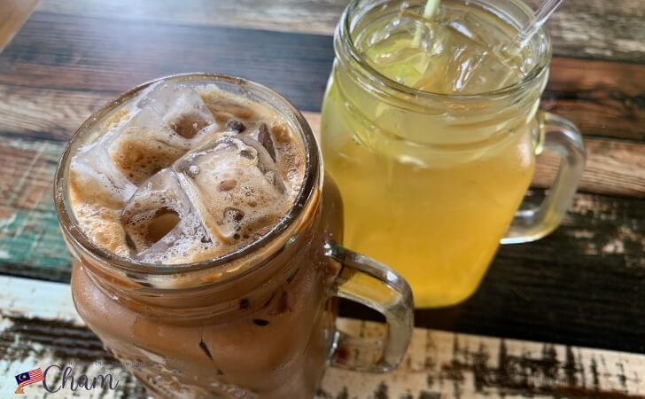 海脚人(Hai Kah Lang)の海南コーヒーとレモングラスライムティー