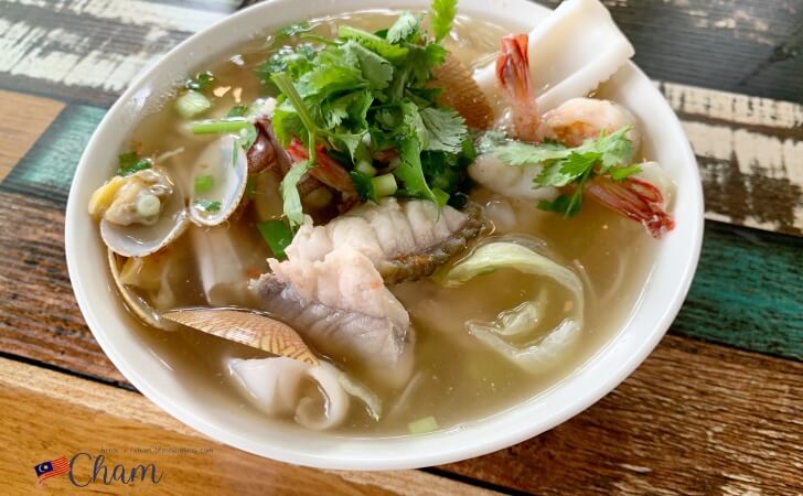 海脚人(Hai Kah Lang)の混合海鮮粉