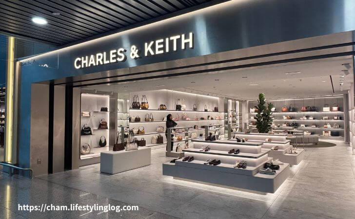 クアラルンプール国際空港にあるCharles & Keithのお店