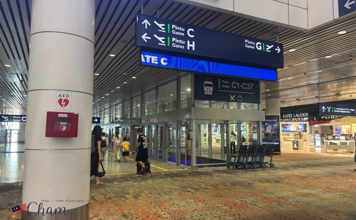 クアラルンプール国際空港のエアロトレイン乗り場