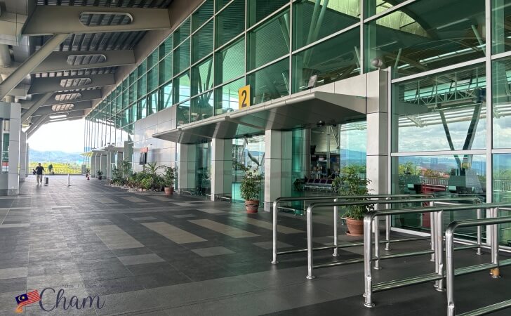コタキナバル国際空港の出発ホール