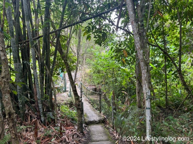 Adenna Rafflesia Gardenの敷地