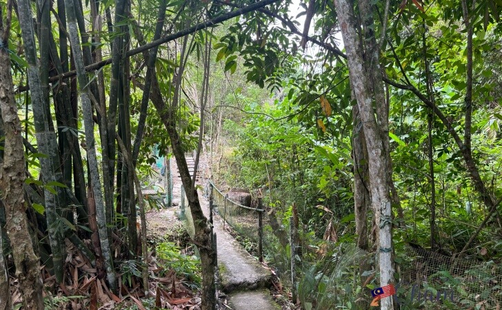 Adenna Rafflesia Gardenの敷地