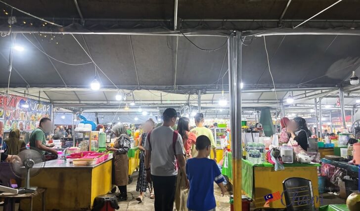 Anjung Kinabaluの夜市