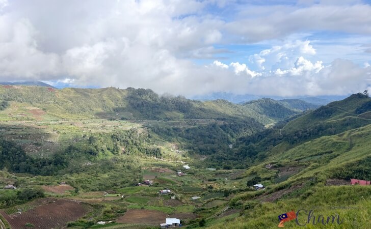 Sosodikon Hill（ソソディコンヒル）から見える山の風景