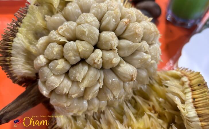 Tarap（沙巴果）の食べ方と味