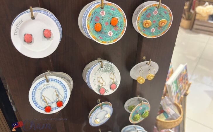 TinyPincのピアス
