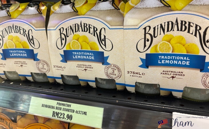 マレーシアのスーパーで販売されているグBundaberg（バンダバーク）のレモネード